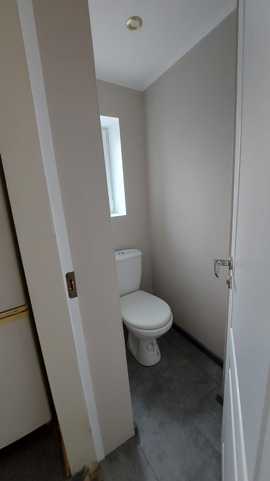 Atjaunotā WC telpa
